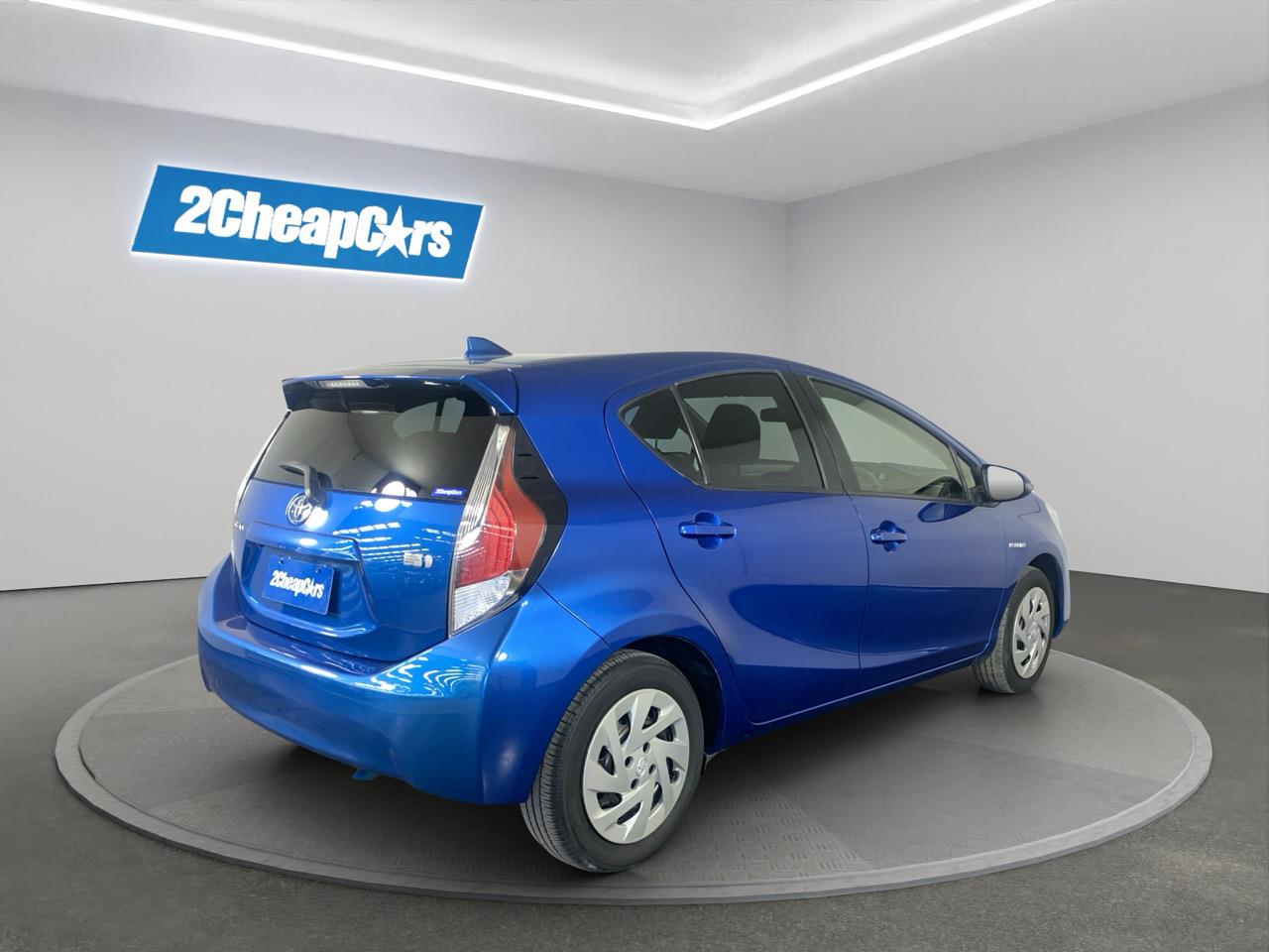 2015 Toyota Aqua Facelift Model S Hatchback PUSH BUTTON START + AUTO LIGHTS + REVERSING CAMERA