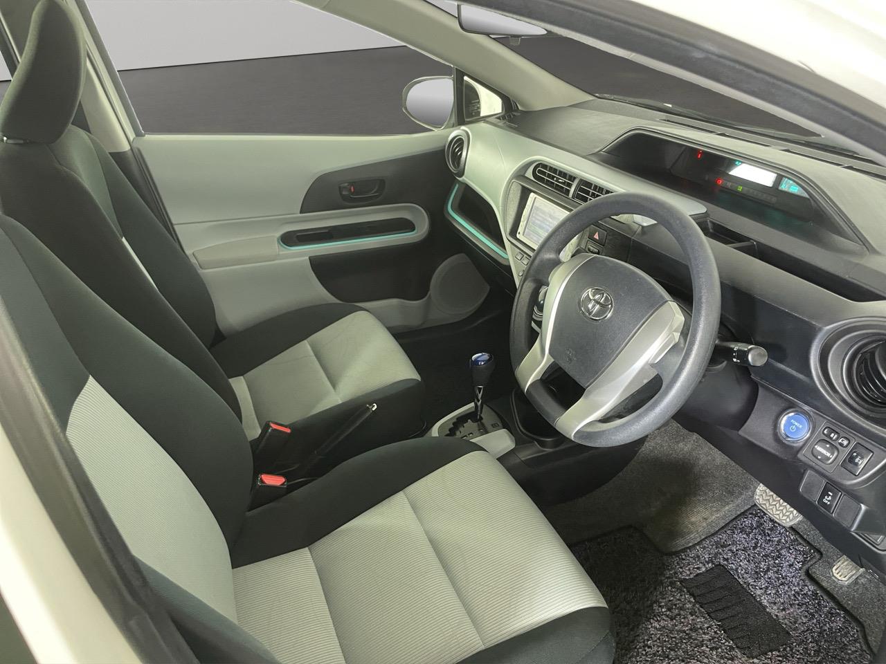 2012 Toyota Aqua G Hatchback AUTO LIGHTS + PUSH BUTTON START