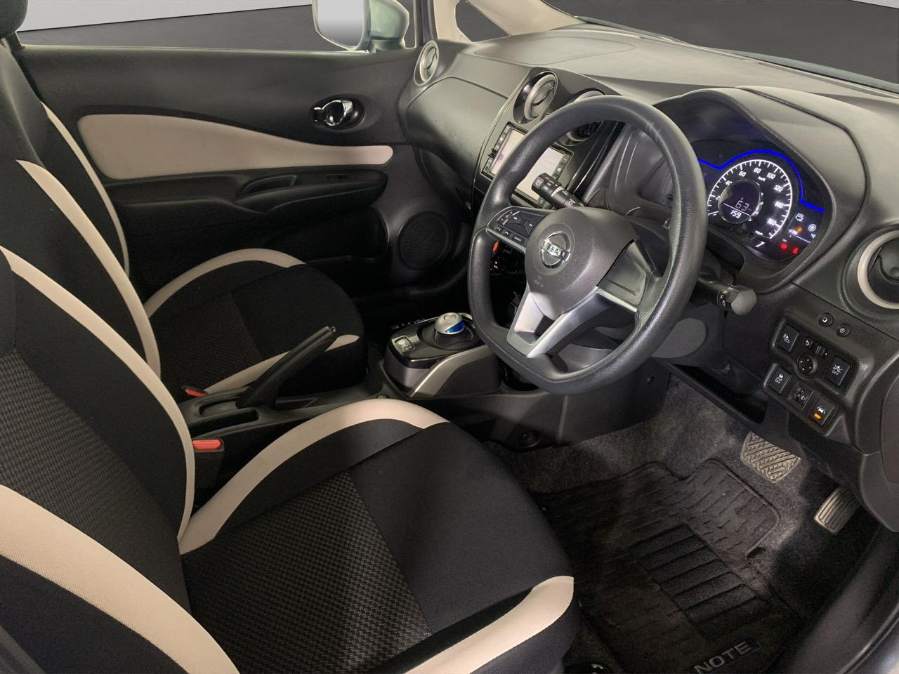 2017 Nissan Note e-power Hatchback LOW KMS + PUSH BUTTON START + AUTO LIGHTS