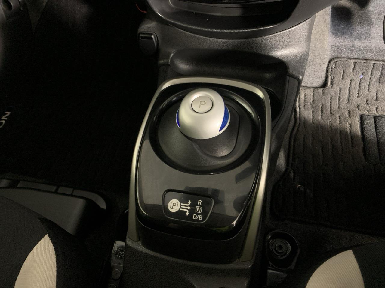 2017 Nissan Note e-power Hatchback LOW KMS + PUSH BUTTON START + AUTO LIGHTS