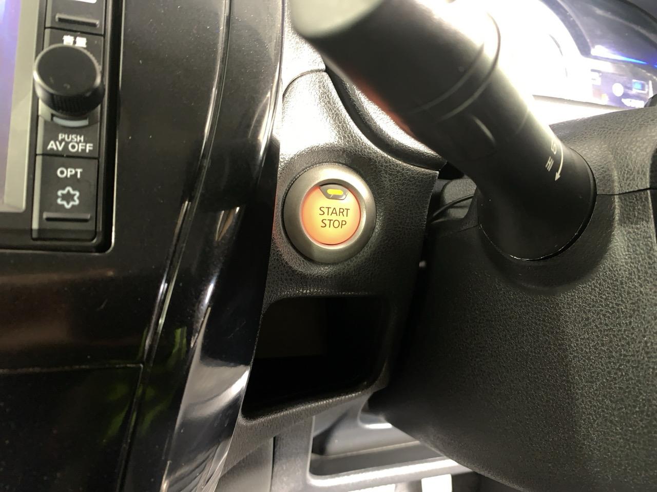 2017 Nissan Note e-power Hatchback LOW KMS + PUSH BUTTON START + AUTO LIGHTS