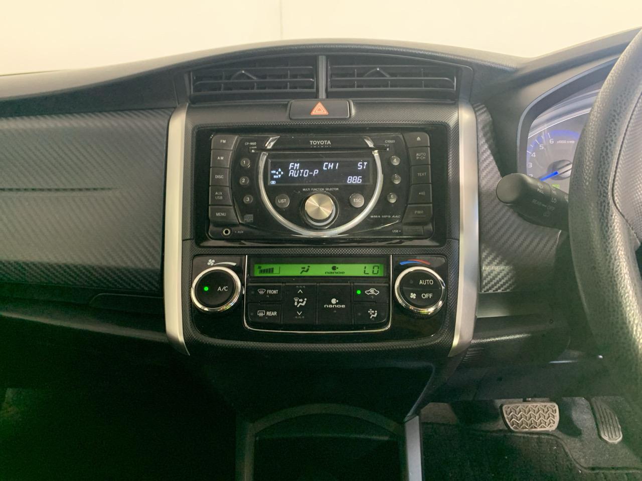 2013 Toyota Corolla Fielder Hybrid Station Wagon HYBRID EFFICIENCY + SMART KEY + EV MODE