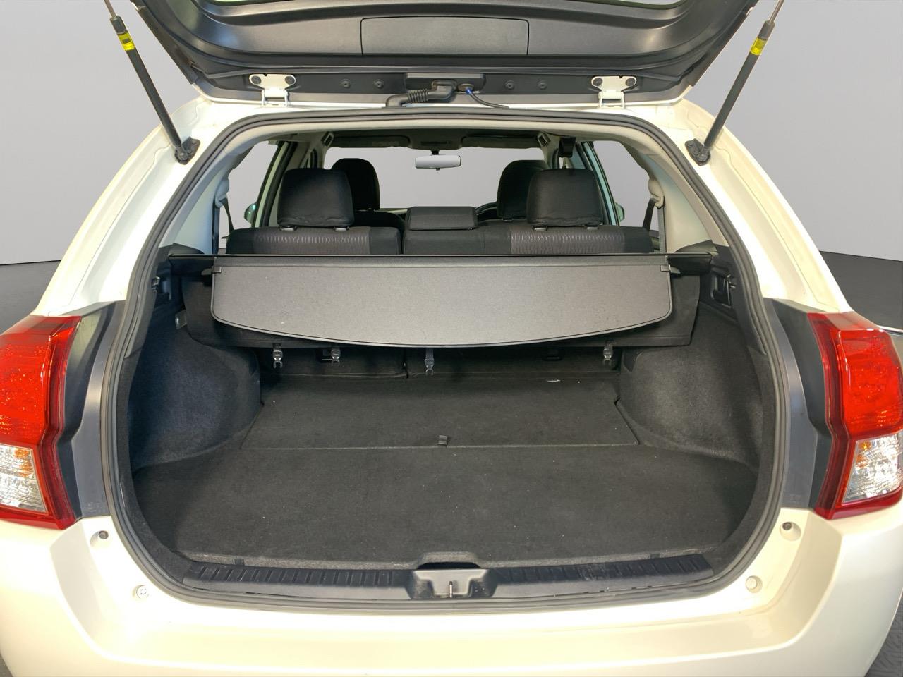 2013 Toyota Corolla Fielder Hybrid Station Wagon HYBRID EFFICIENCY + SMART KEY + EV MODE