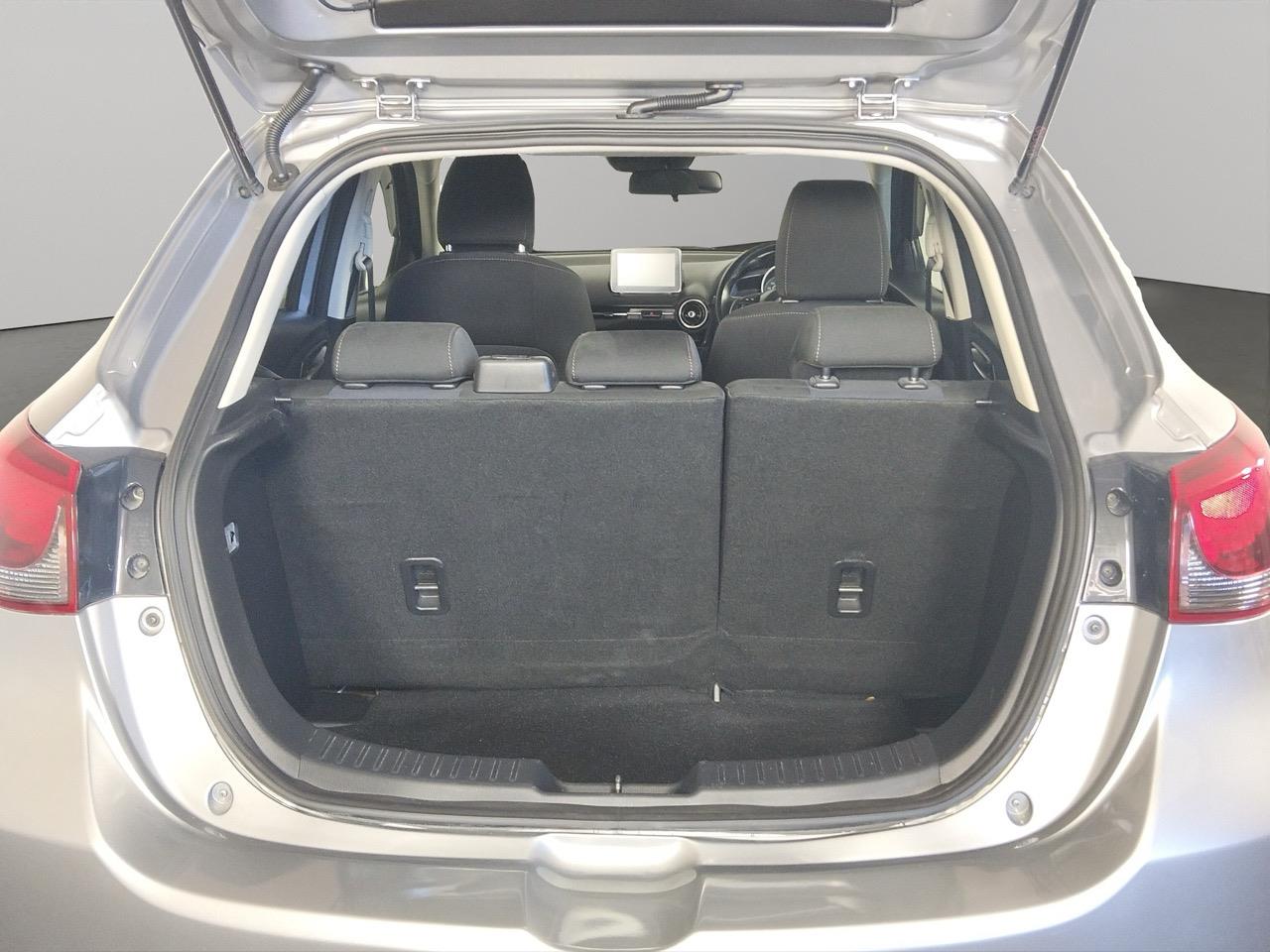 2016 Mazda Demio 2 New Shape Skyactive Hatchback LOW KMS + REVERSING CAMERA + TIPTRONIC