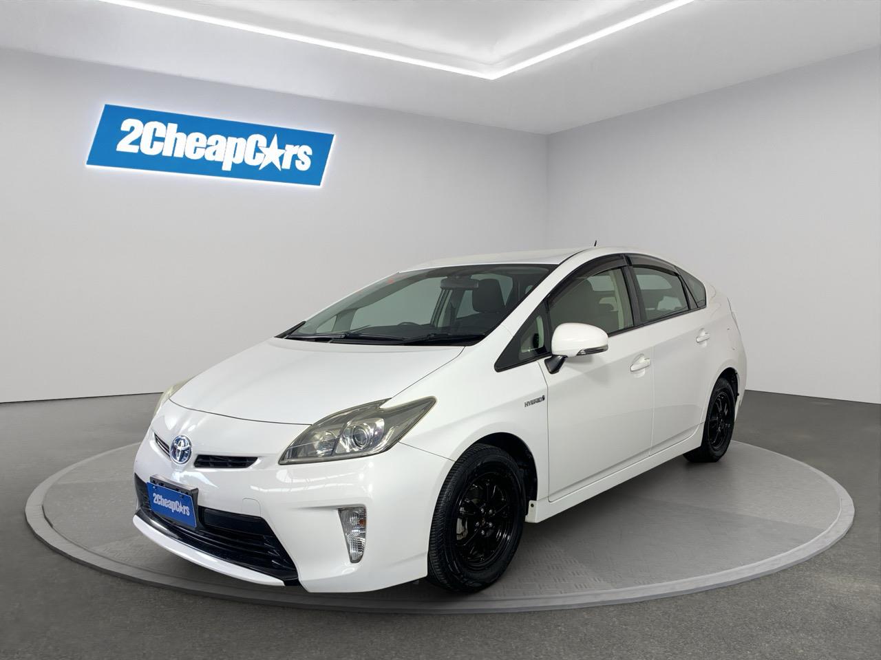 2014 Toyota Prius G Hatchback