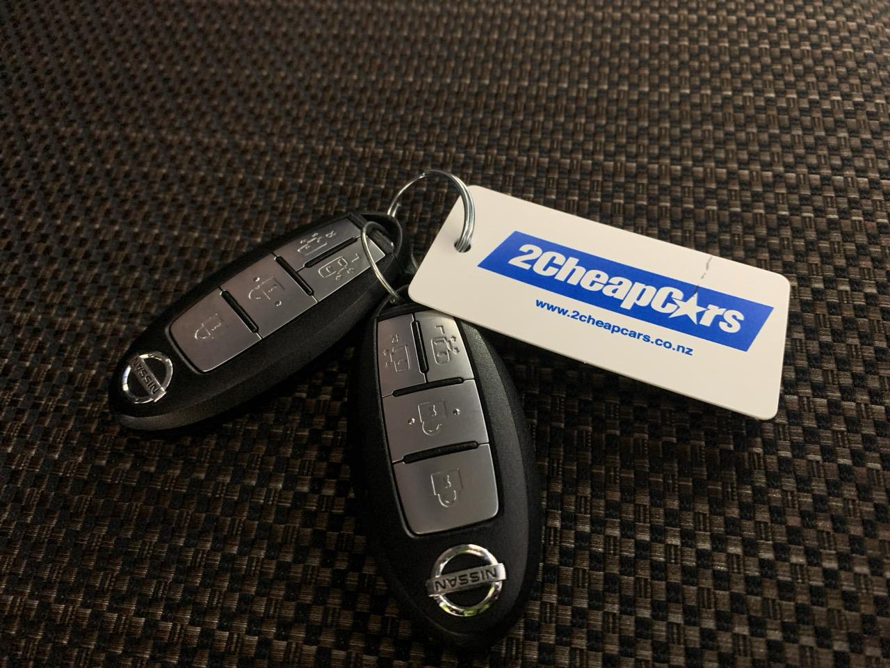 2014 Nissan Serena Hybrid Highway Star People Mover CRUISE CONTROL + AUTO LIGHTS + REVERSING CAMERA