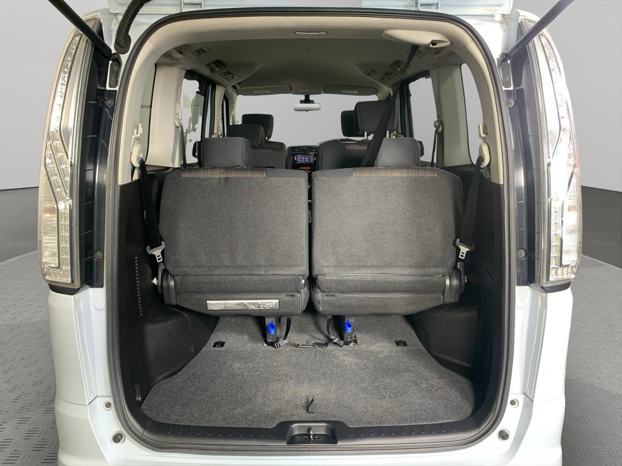 2014 Nissan Serena Hybrid Highway Star People Mover CRUISE CONTROL + AUTO LIGHTS + REVERSING CAMERA