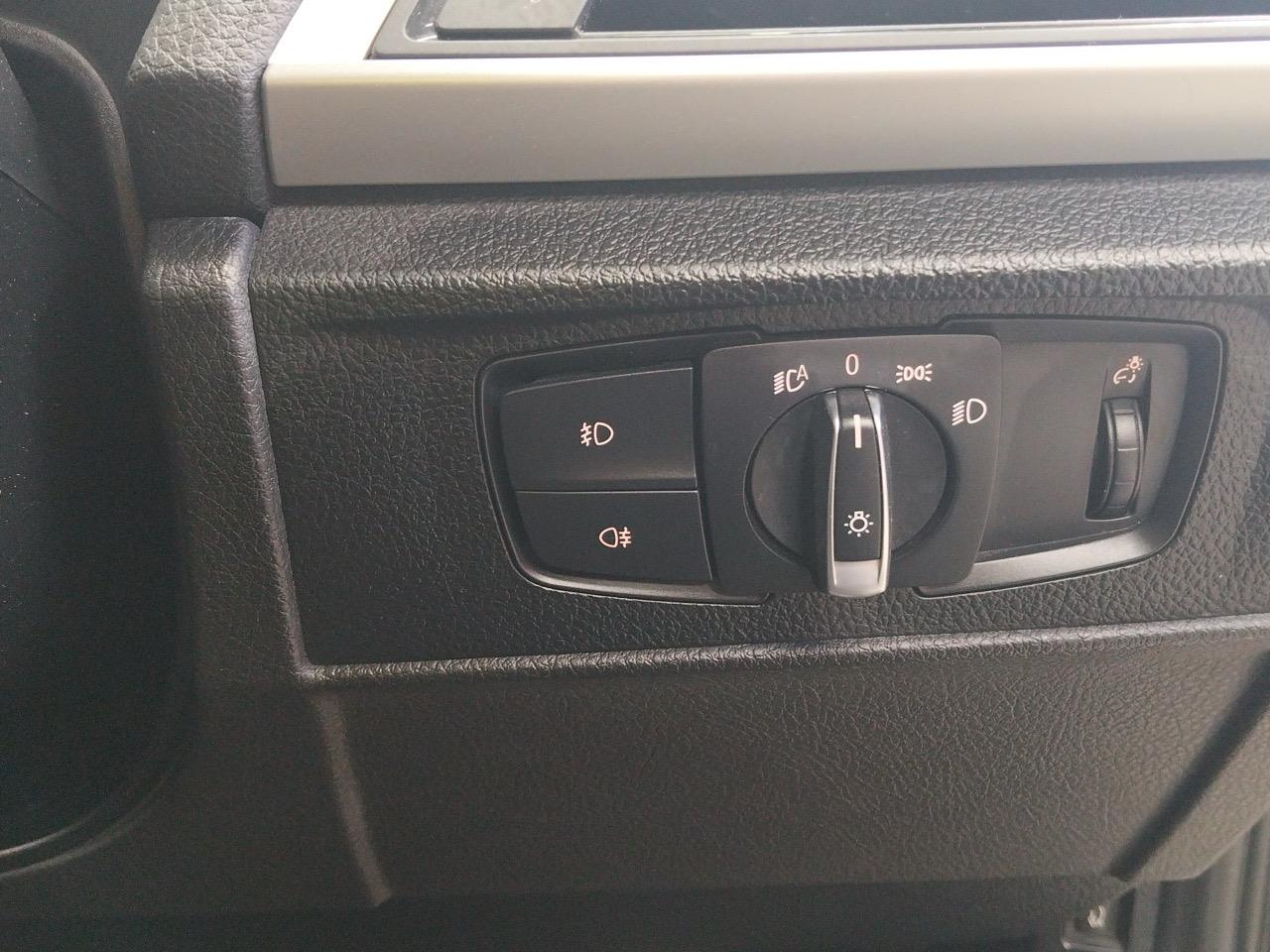 2015 BMW 116i STYLE Hatchback LOW KMS + CRUISE CONTROL + REVERSING CAMERA 