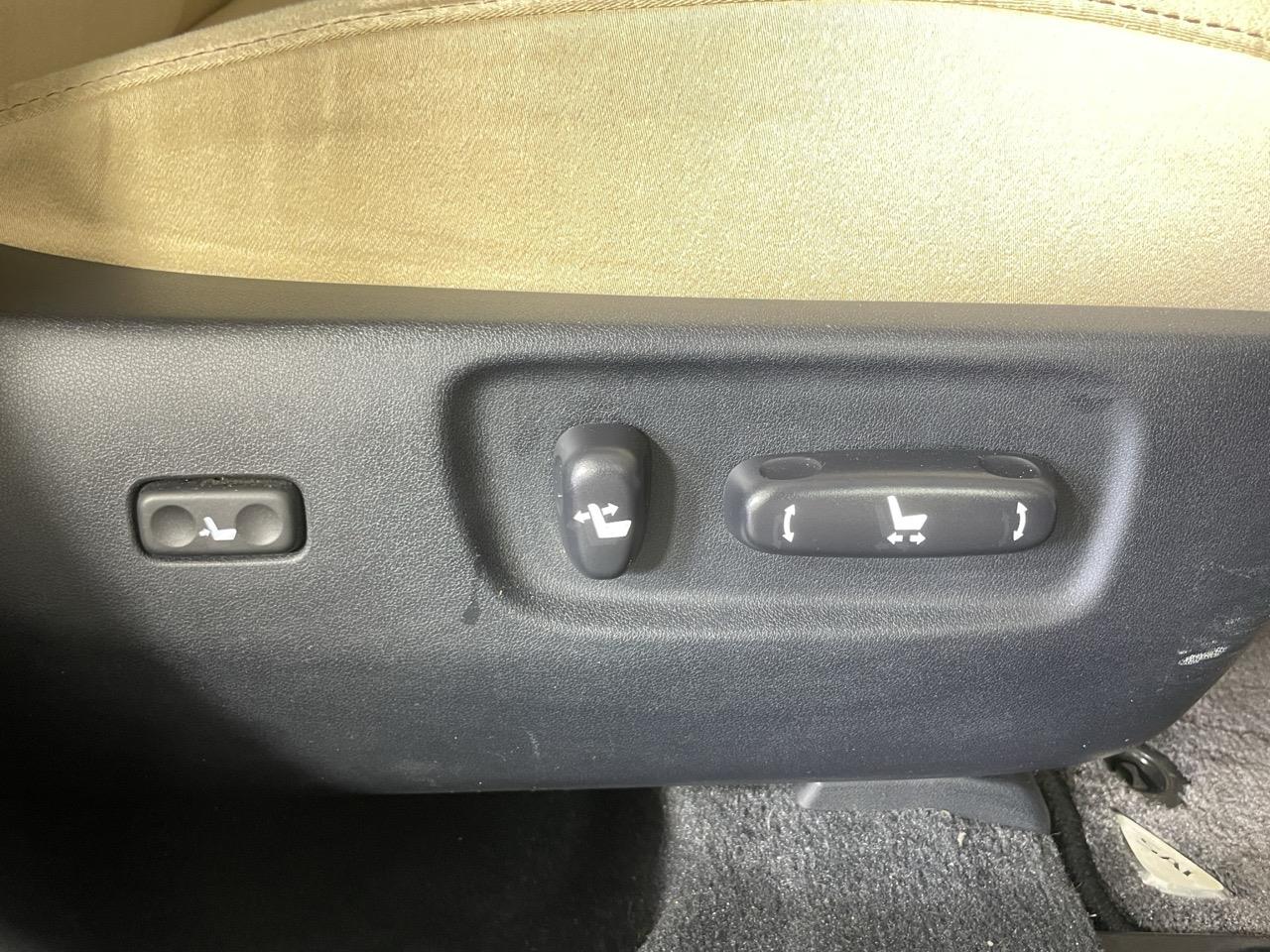 2015 Toyota SAI Hybrid New Shape S Sedan REVERSING CAMERA + AUTO LIGHTS + PUSH START