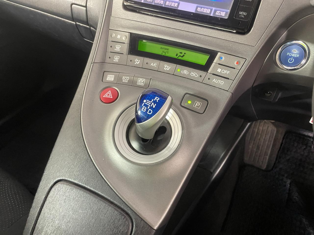 2014 Toyota Prius S Hatchback AUTO LIGHTS + PUSH BUTTON START