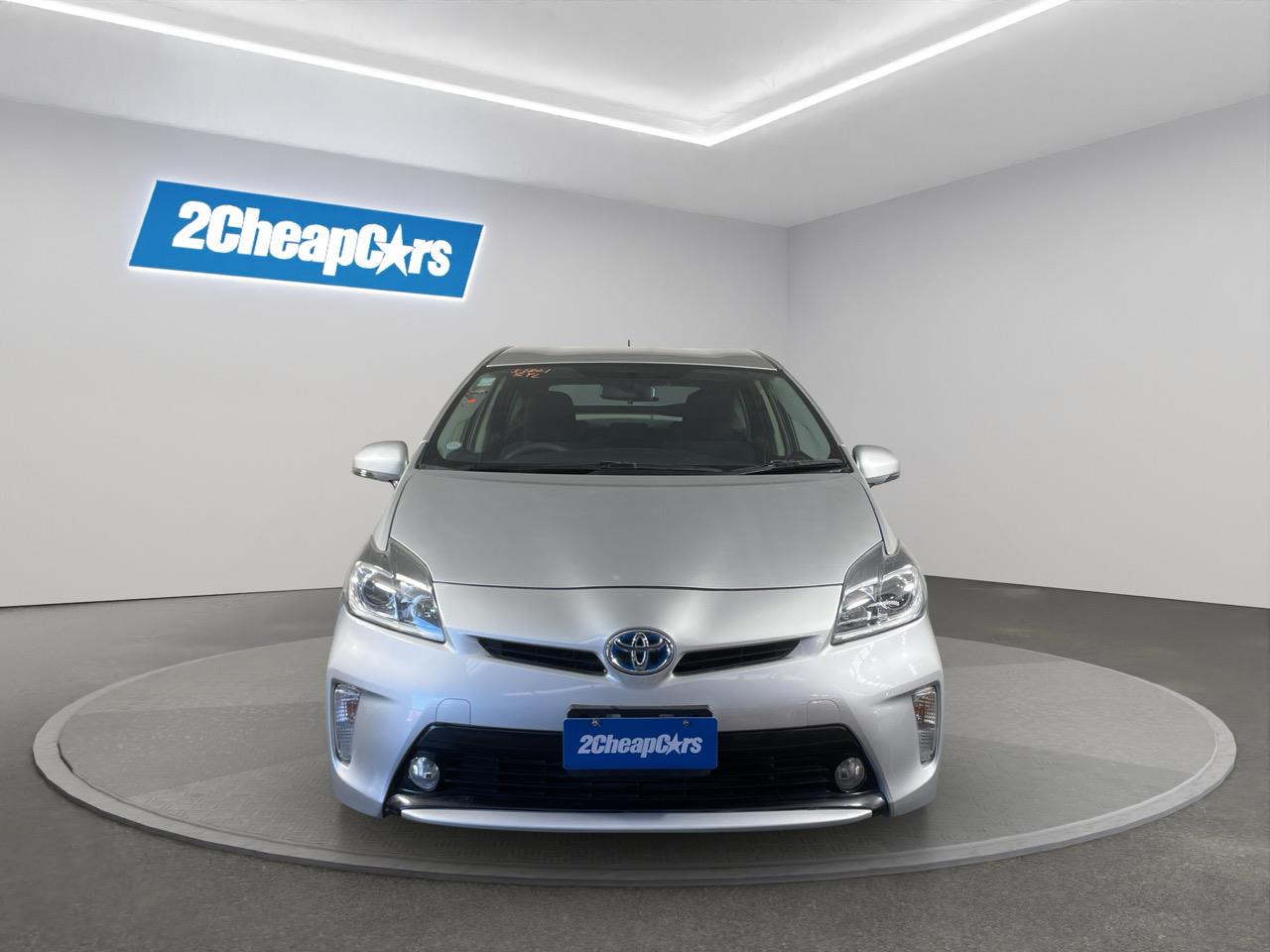 2014 Toyota Prius S Hatchback AUTO LIGHTS + PUSH BUTTON START