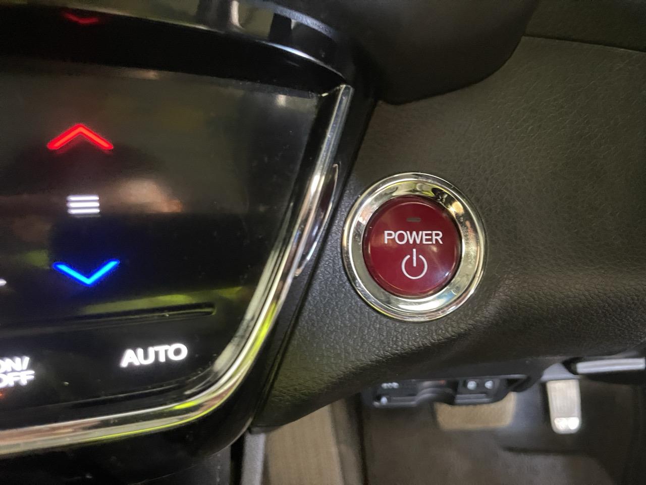 2014 Honda Vezel Hybrid Z RV/SUV REVERSING CAMERA + PUSH SRART + AUTO LIGHTS