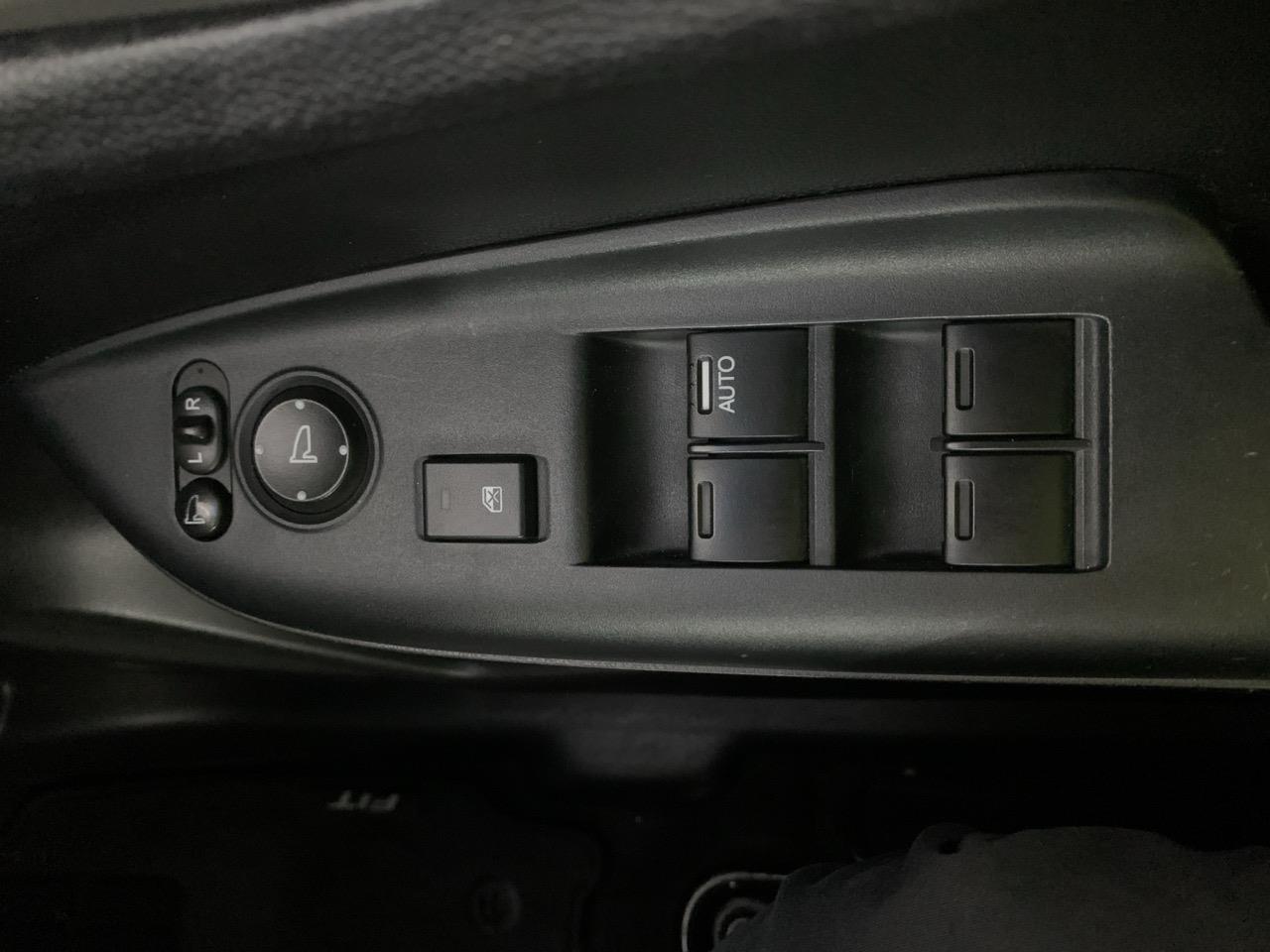 2014 Honda Fit Jazz Hatchback PUSH START + GREAT SPACE + REVERSING CAMERA