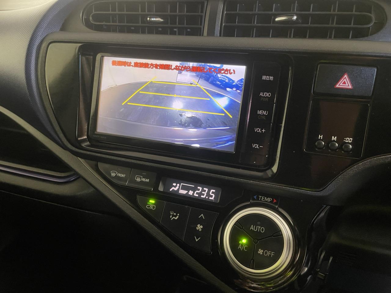2015 Toyota Aqua Facelift Model S Hatchback REVERSING CAMERA + AUTO LIGHTS + PUSH START
