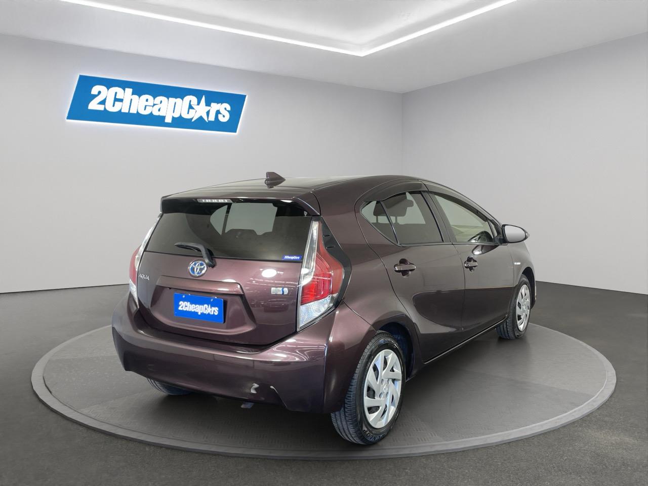 2015 Toyota Aqua Facelift Model S Hatchback REVERSING CAMERA + AUTO LIGHTS + PUSH START