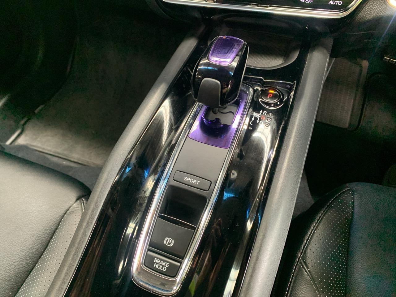 2014 Honda Vezel Hybrid Z RV/SUV LOW KMS + HEATED SEATS + CRUISE CONTROL