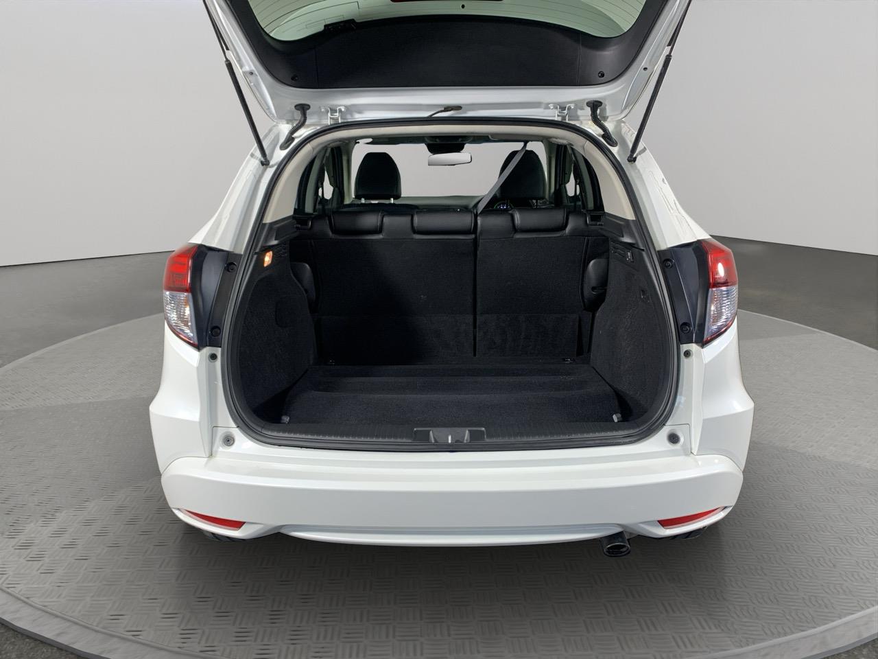 2014 Honda Vezel Hybrid Z RV/SUV HEATED SEATS + PUSH START + PADDLE SHIFT