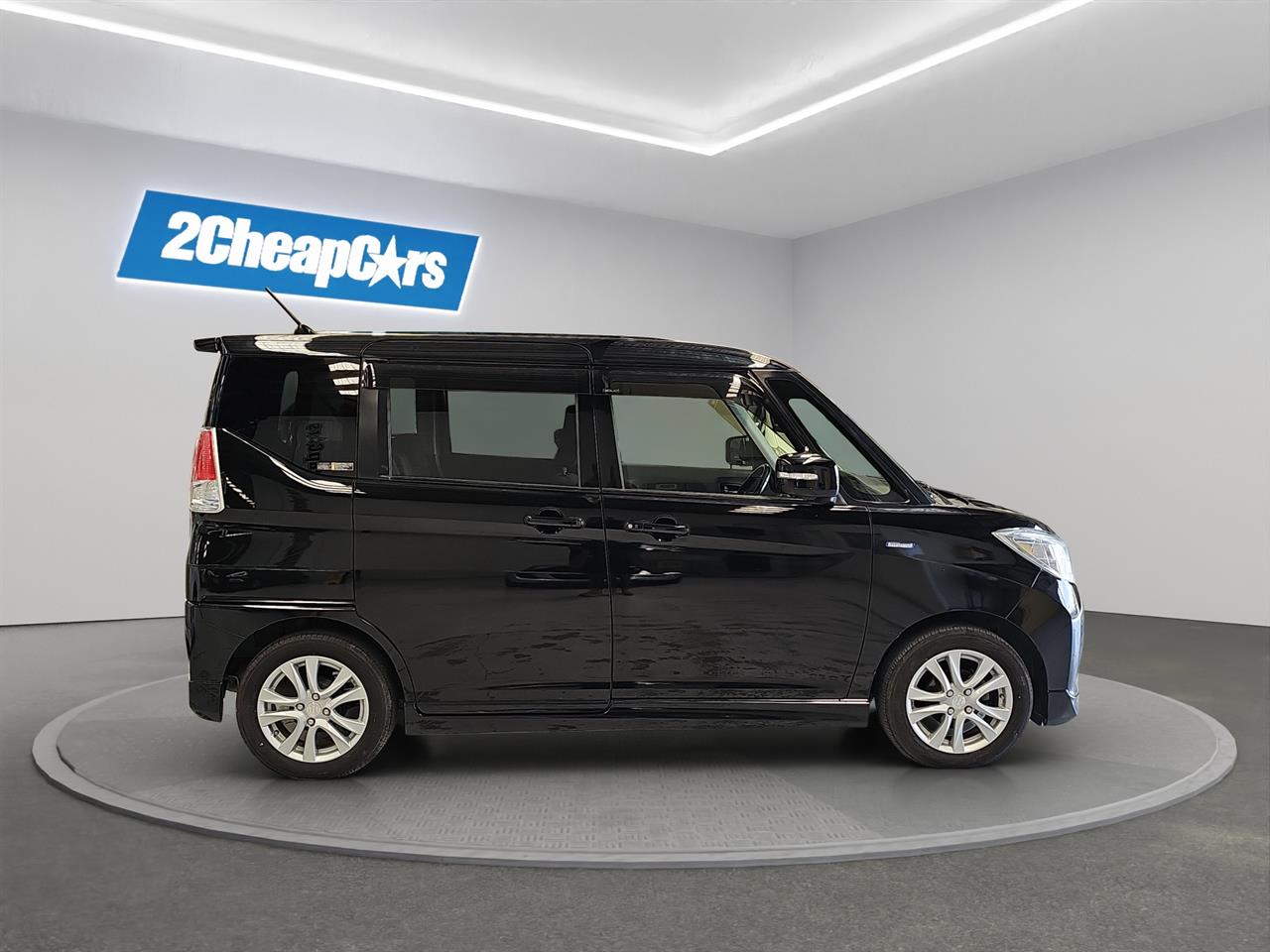 2017 Suzuki Solio Hybrid Hybrid CRUISE CONTROL + SMART KEY