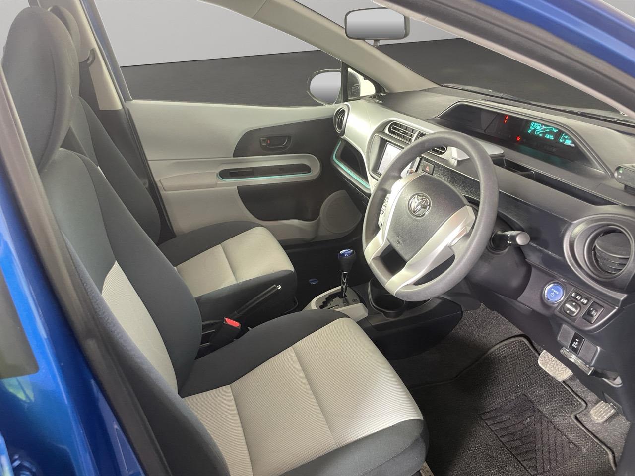 2013 Toyota Aqua S Hatchback LOW KMS + REVERSING CAMERA + PARKING SENSORS