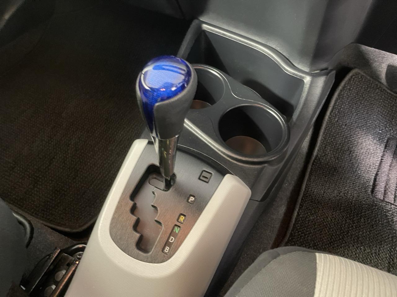 2013 Toyota Aqua S Hatchback LOW KMS + REVERSING CAMERA + PARKING SENSORS