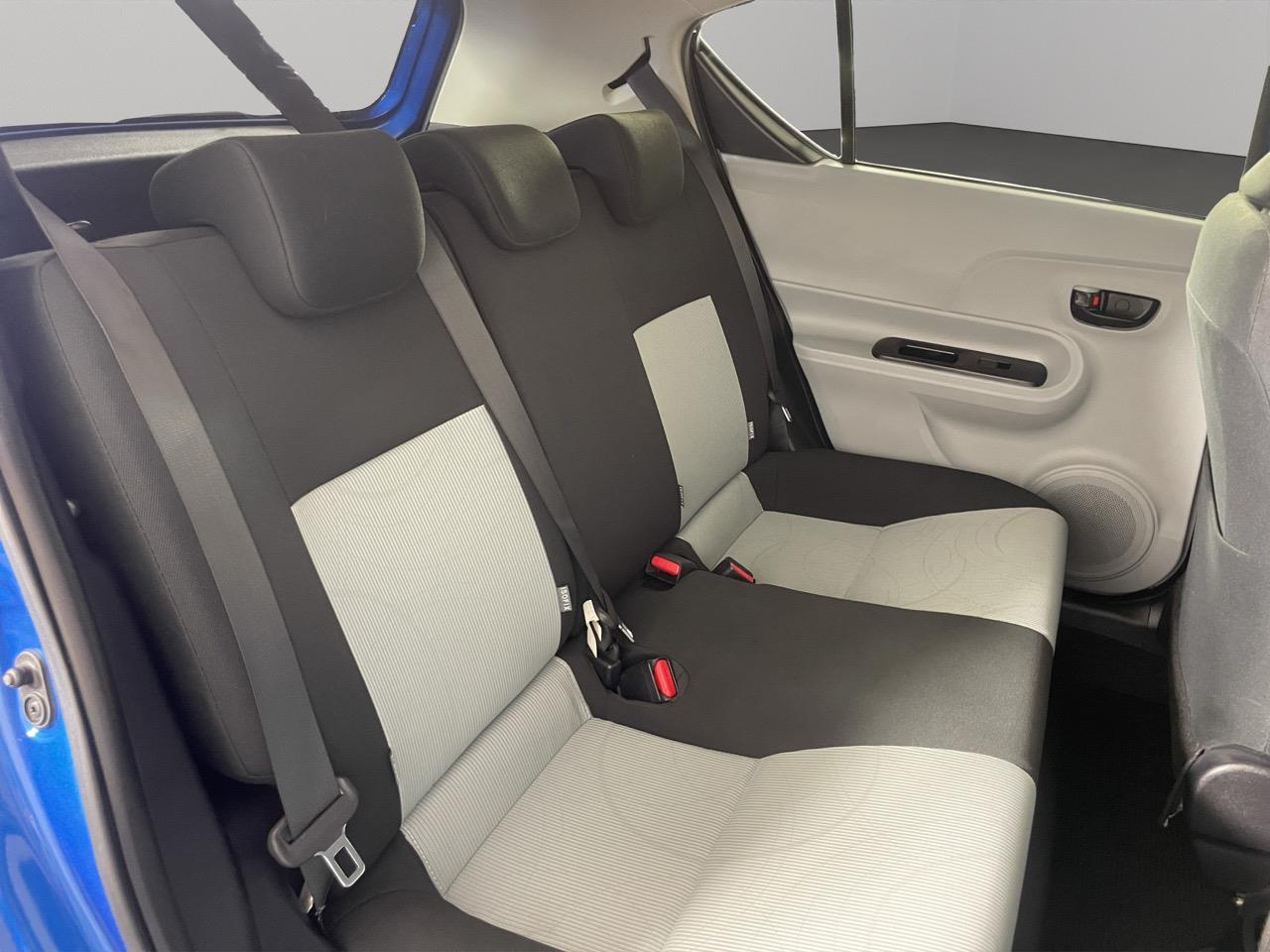 2013 Toyota Aqua S Hatchback LOW KMS + REVERSING CAMERA + PARKING SENSORS