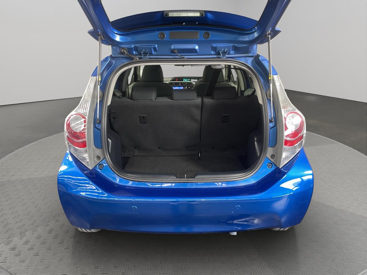 2013 Toyota Aqua S Hatchback LOW KMS + REVERSING CAMERA + PARKING SENSORS