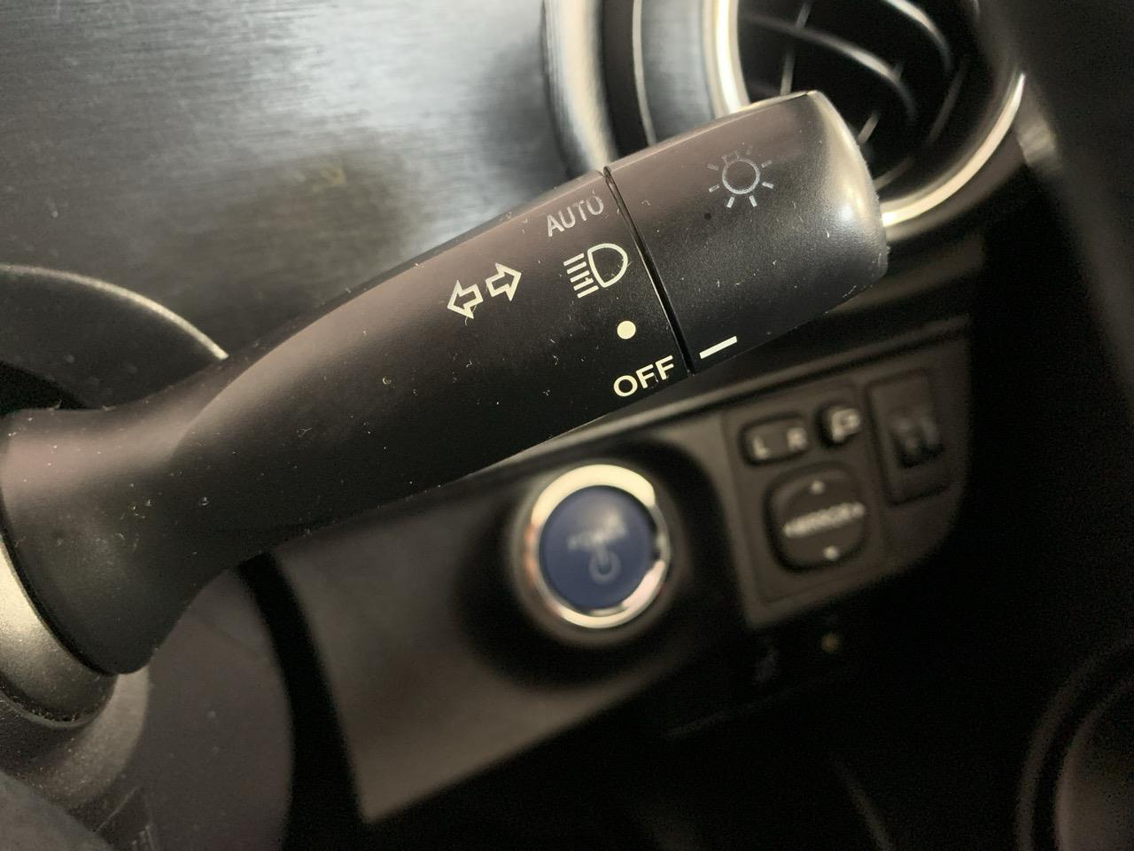 2013 Toyota Aqua G Black Soft Leather Selection Hatchback HEATED SEATS + AUTO LIGHTS + PUSH BUTTON START