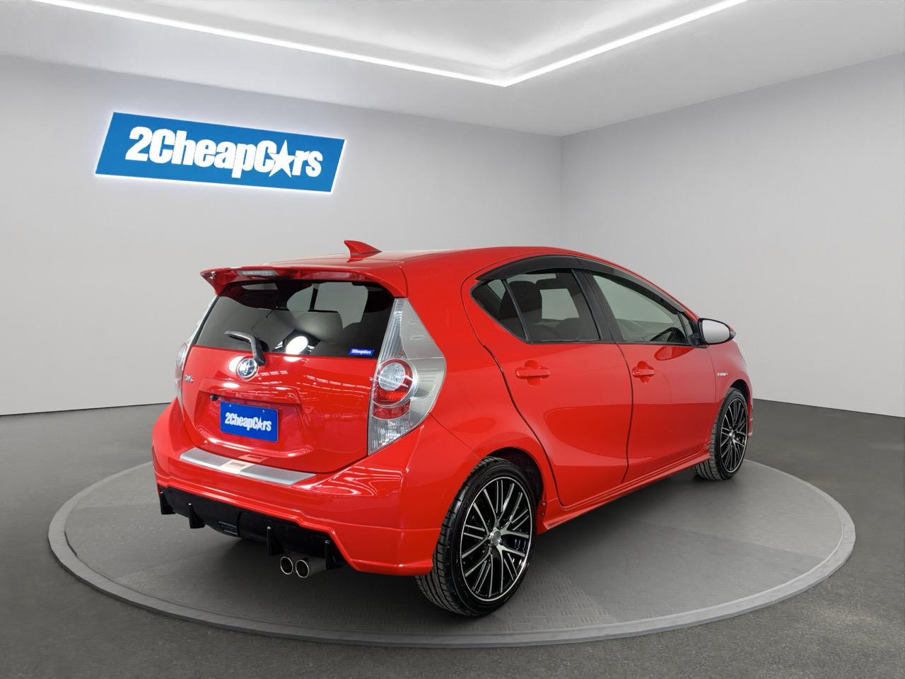 2013 Toyota Aqua G Black Soft Leather Selection Hatchback HEATED SEATS + AUTO LIGHTS + PUSH BUTTON START