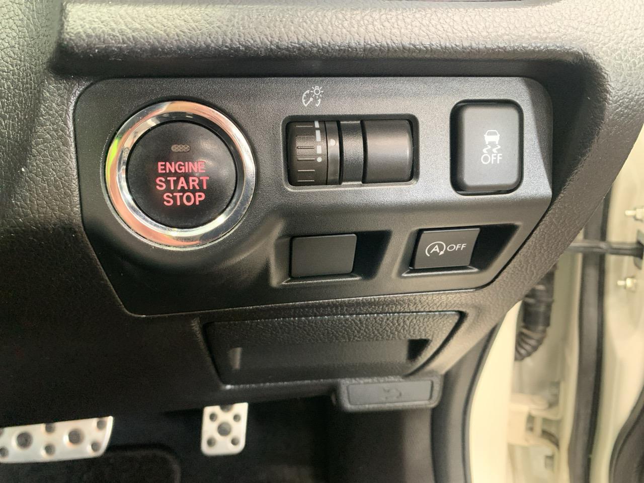 2013 Subaru XV AWD RV/SUV AWD + CRUISE CONTROL + POWER ADJUSTMENT SEATS