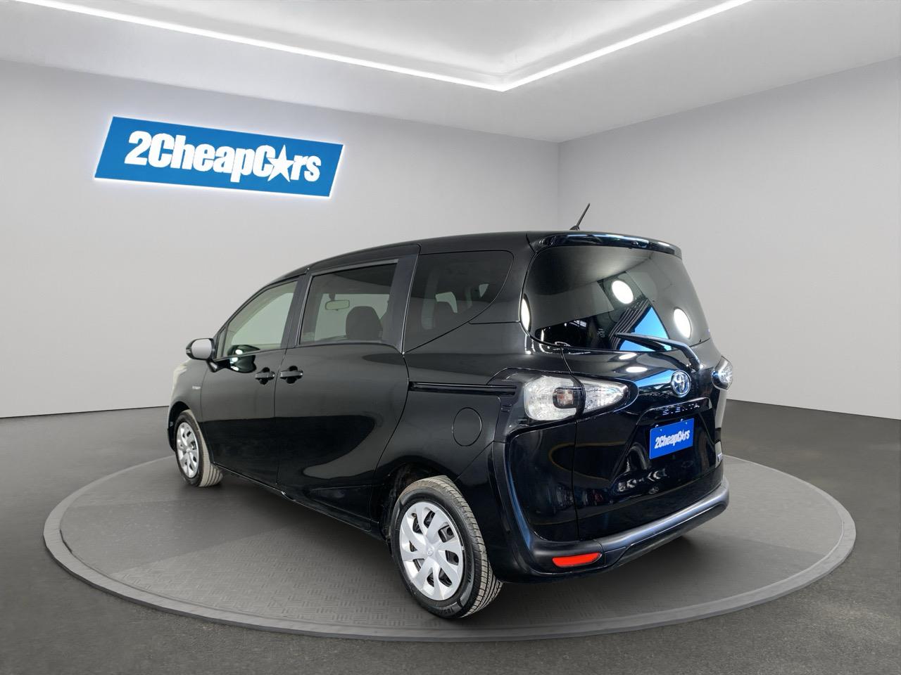 2015 Toyota Sienta HYBRID G People Mover PUSH BUTTON START + POWER SLIDING DOORS