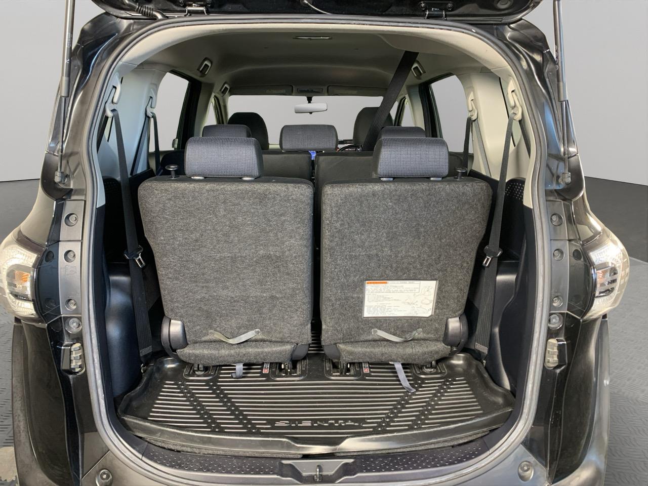 2015 Toyota Sienta HYBRID G People Mover PUSH BUTTON START + POWER SLIDING DOORS