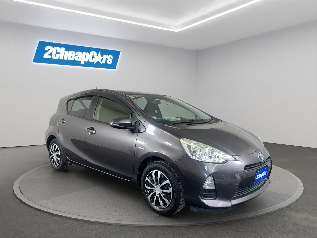 2014 Toyota Aqua Hybrid Hatchback PUSH BUTTON START + AUTO LIGHTS + REVERSING CAMERA