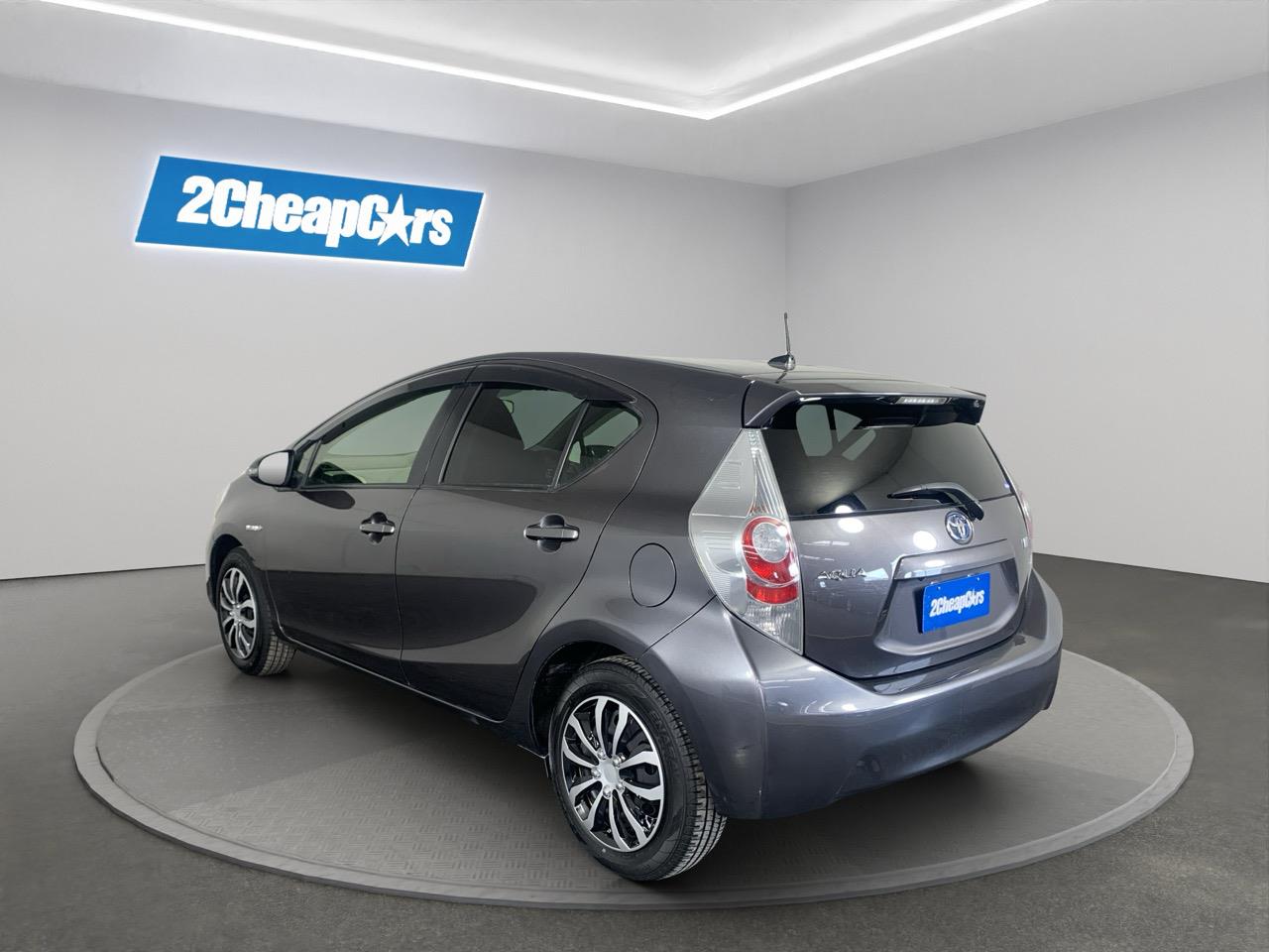 2014 Toyota Aqua Hybrid Hatchback PUSH BUTTON START + AUTO LIGHTS + REVERSING CAMERA
