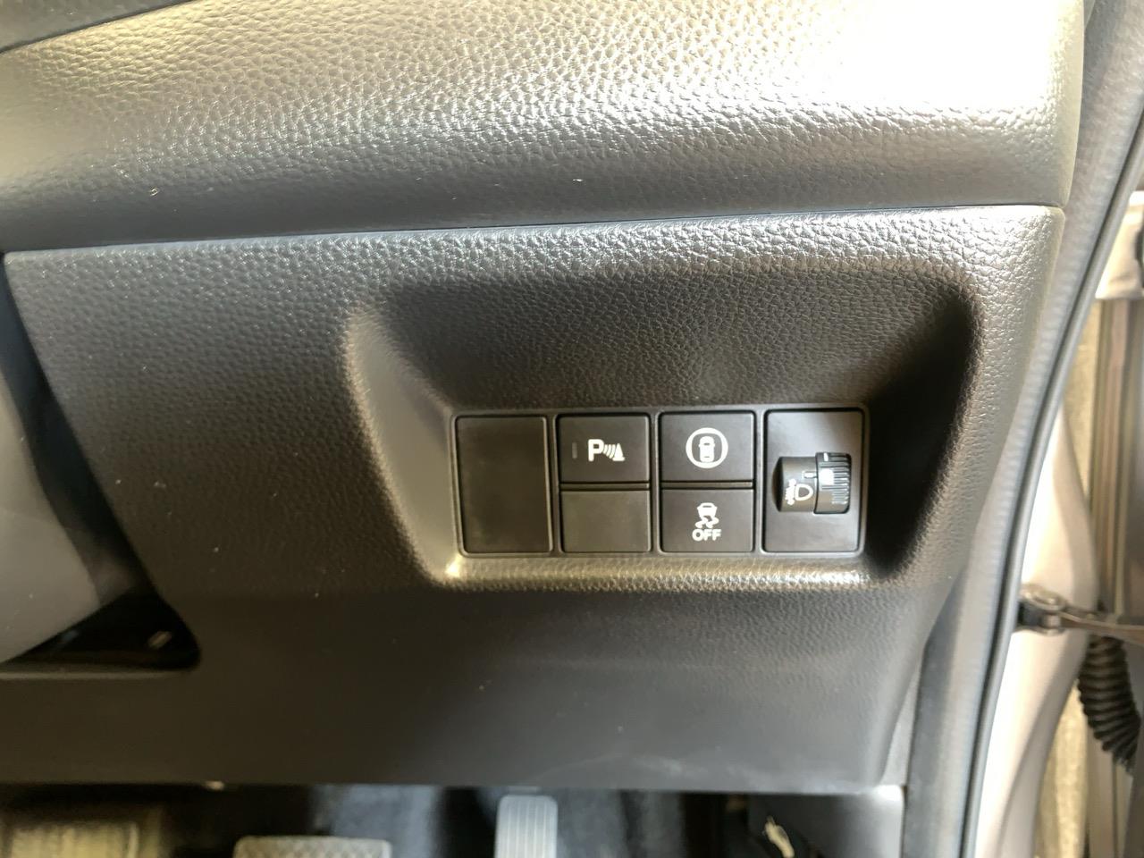 2020 Honda Fit Jazz Hybrid Late Shape Hatchback LOW KMS + CRUISE CONTROL + REVERSING CAMERA