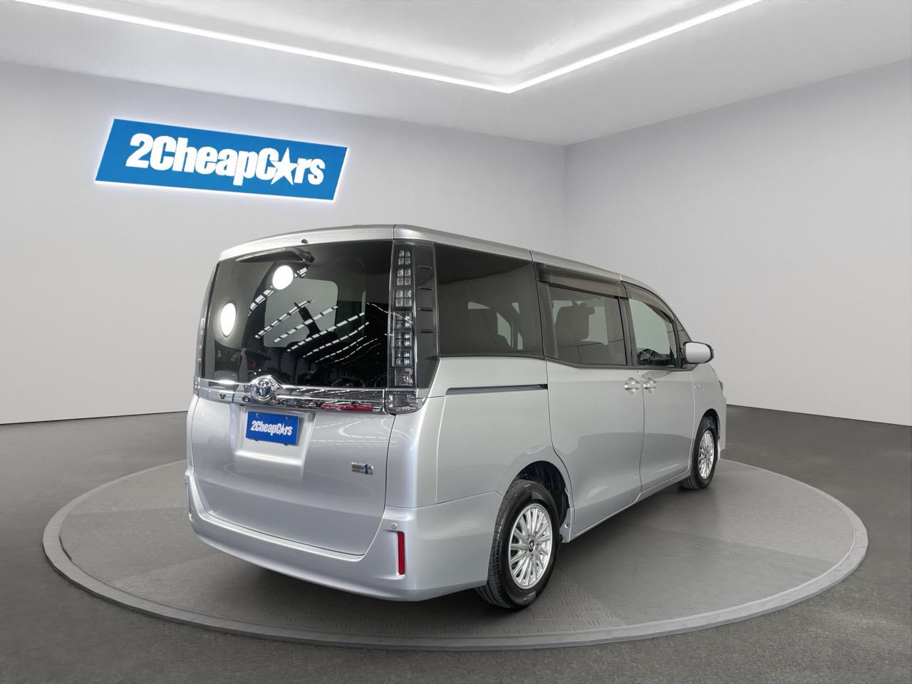 2015 Toyota VOXY Hybrid X People Mover REVERSING CAMERA + PARKING SENSORS