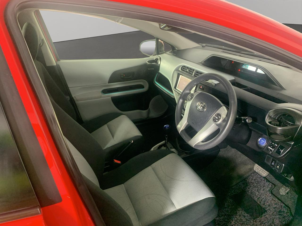 2012 Toyota Aqua G Hatchback GREAT FUEL EFFICIENCY + PUSH START