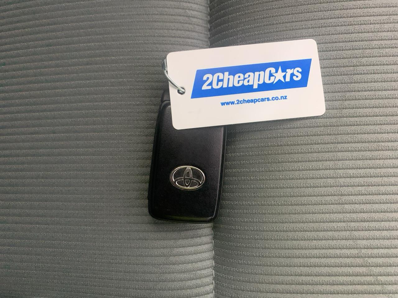 2012 Toyota Aqua G Hatchback GREAT FUEL EFFICIENCY + PUSH START