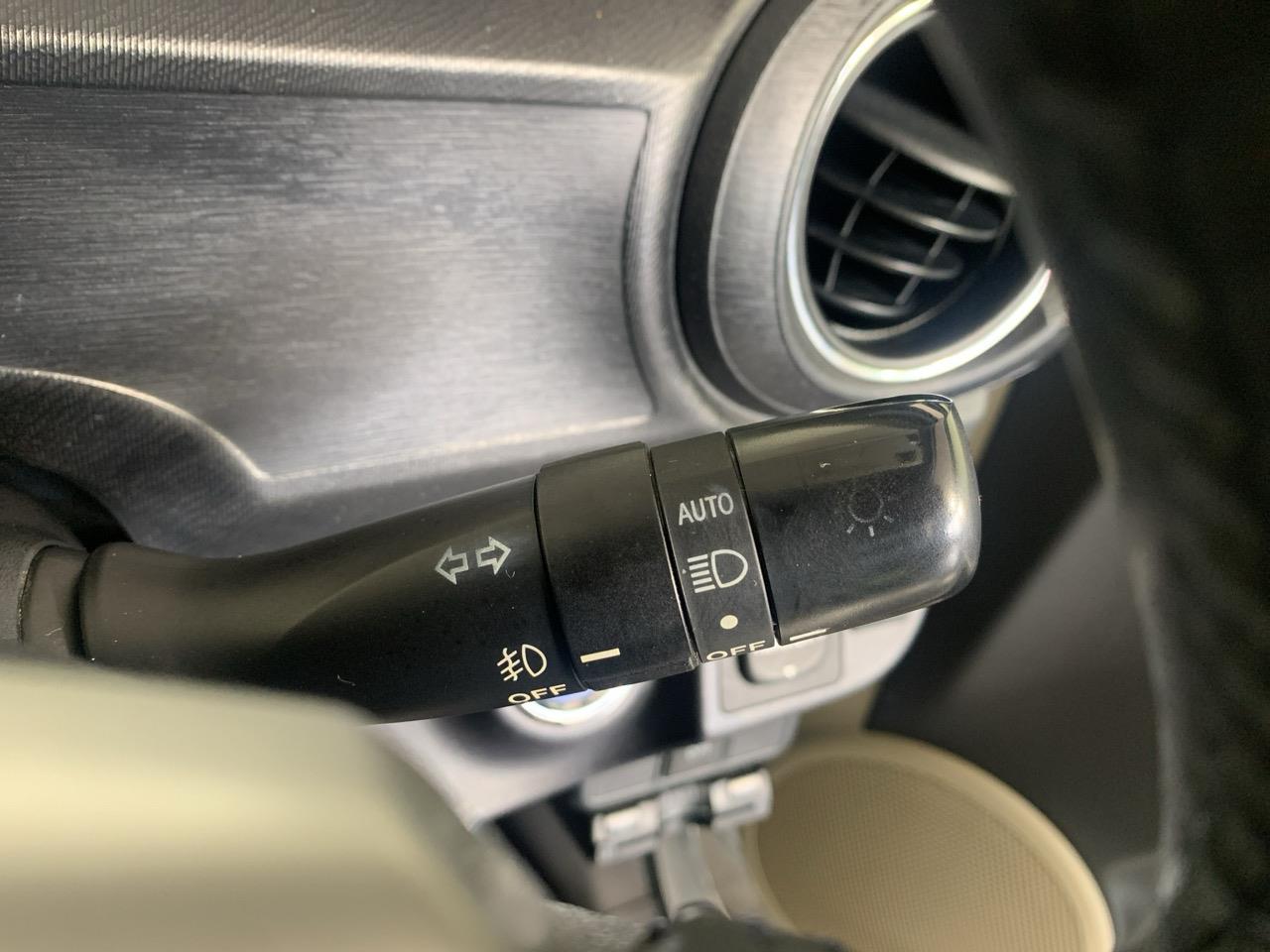 2012 Toyota Aqua G Hatchback REVESING CAMERA + PUSH SRART + AUTO LIGHTS