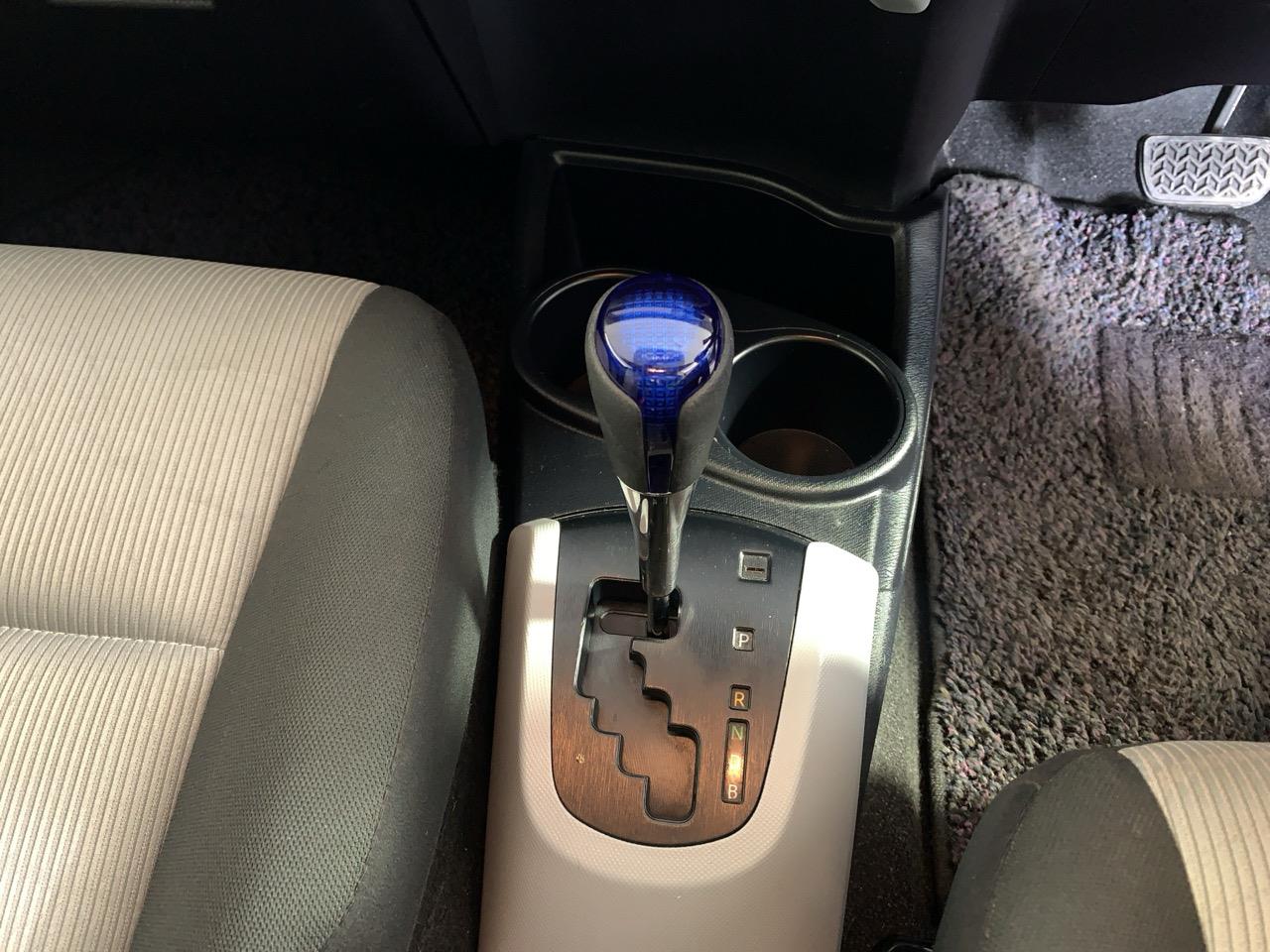 2014 Toyota Aqua S Hatchback REVERSING CAMERA + PUSH BUTTON START + AUTO LIGHTS