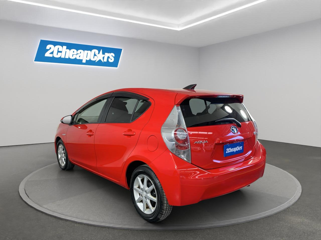 2012 Toyota Aqua G Hatchback REVERSING CAMERA + HEATED SEATS + AUTO LIGHTS