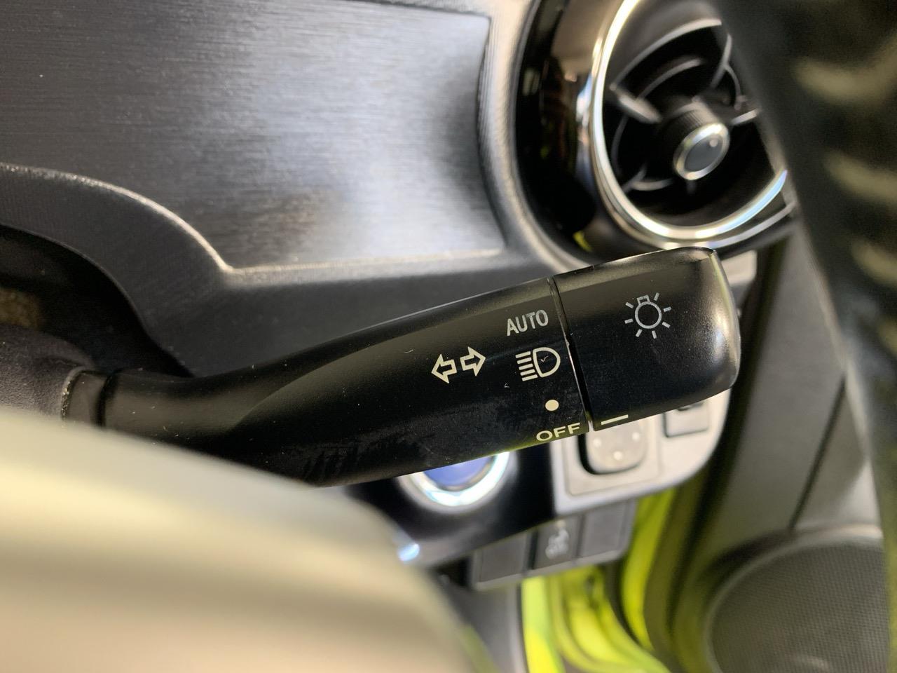 2015 Toyota Aqua Facelift Model S Hatchback LOW KM + REVESING CAMERA + CRUISE CONTROL