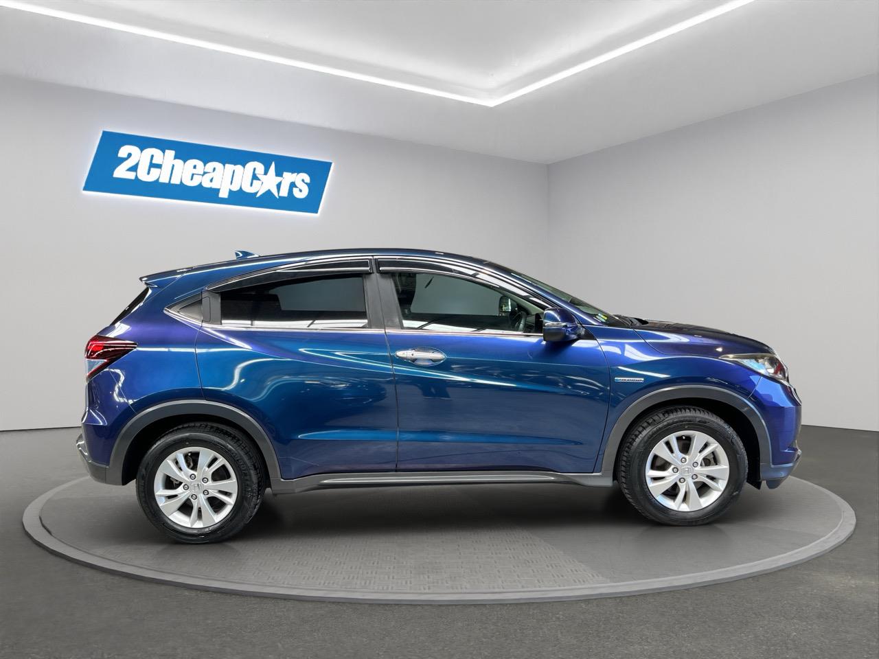 2014 Honda Vezel HYBIRID X RV/SUV LOW KM + REVERSING CAMERA + PADDLE SHIFT