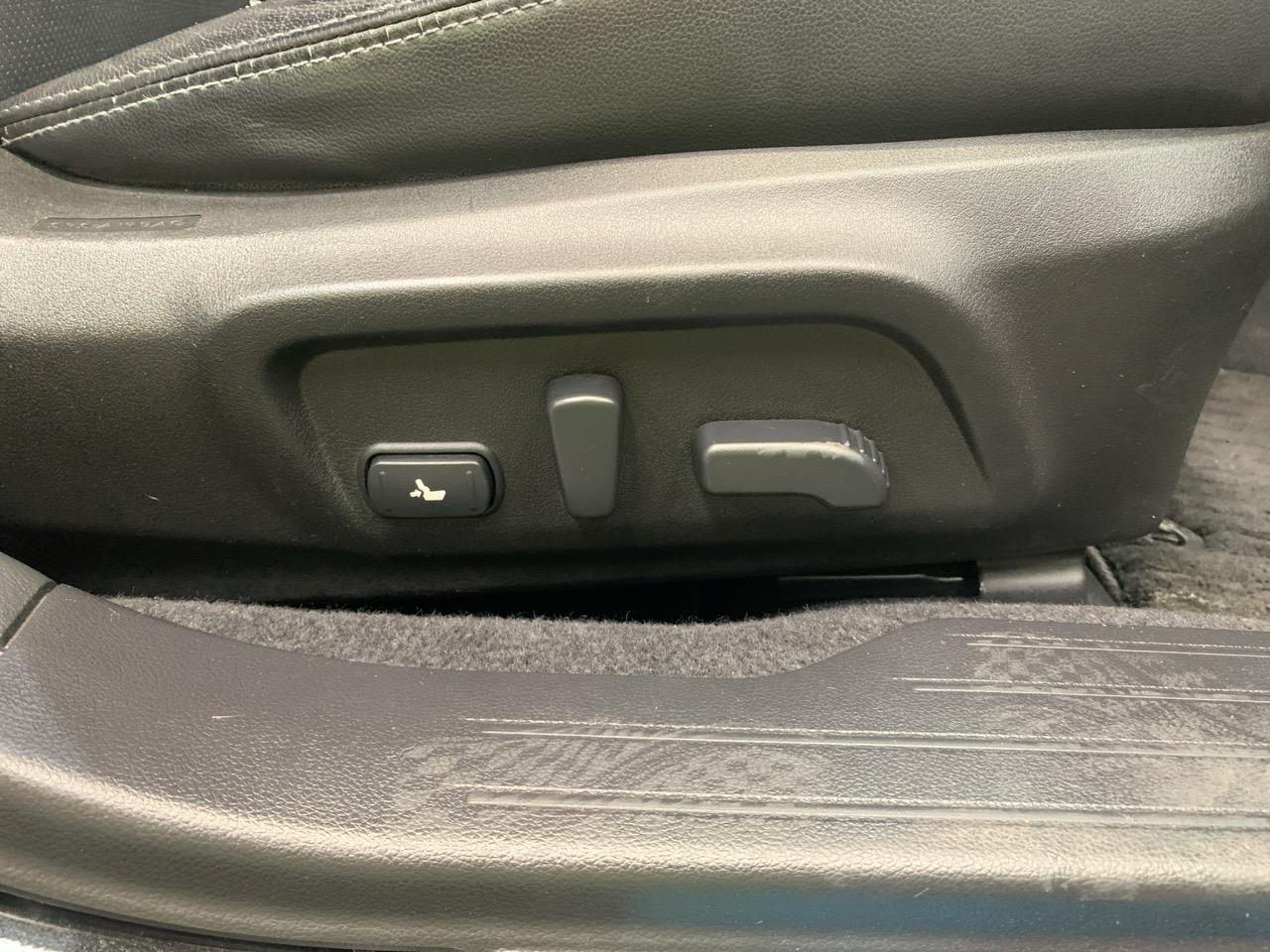 2015 Subaru Outback AWD Eyesight New Shape RV/SUV AWD + CRUISE CONTROL + EYESIGHT