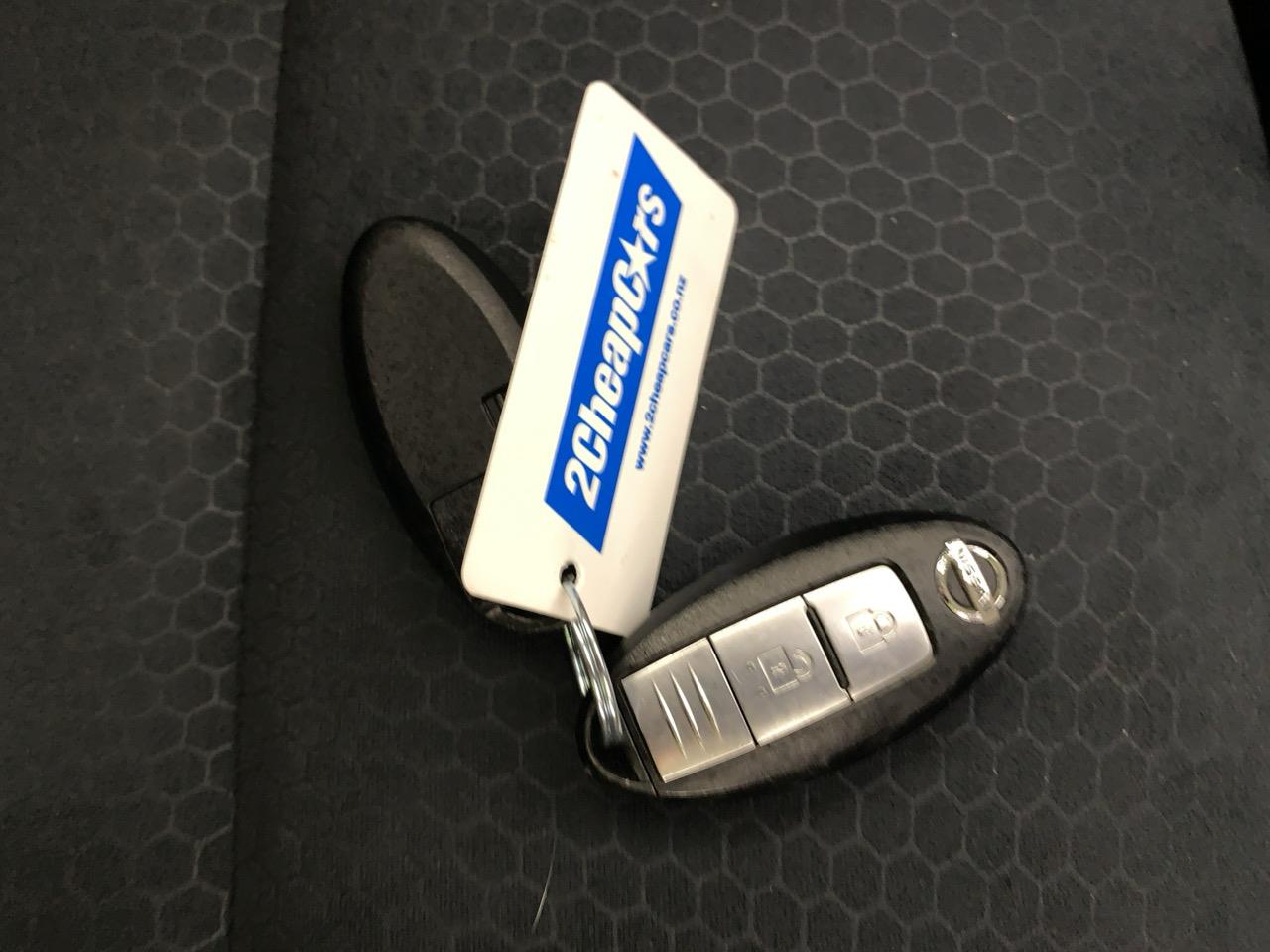 2014 Nissan Juke 1.5RX RV/SUV REVESING CAMERA + PUSH SRART + AUTO LIGHTS