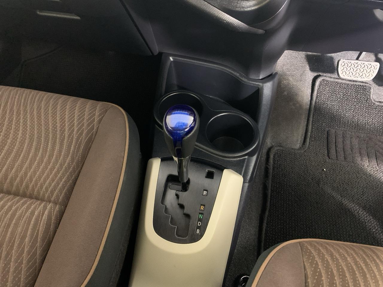 2012 Toyota Aqua G Hatchback LOW KM + PUSH BUTTON START + AUTO LIGHTS