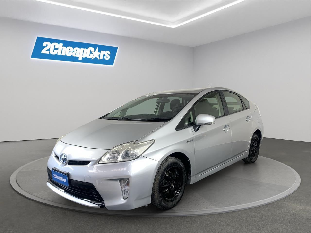 2013 Toyota Prius S Hatchback
