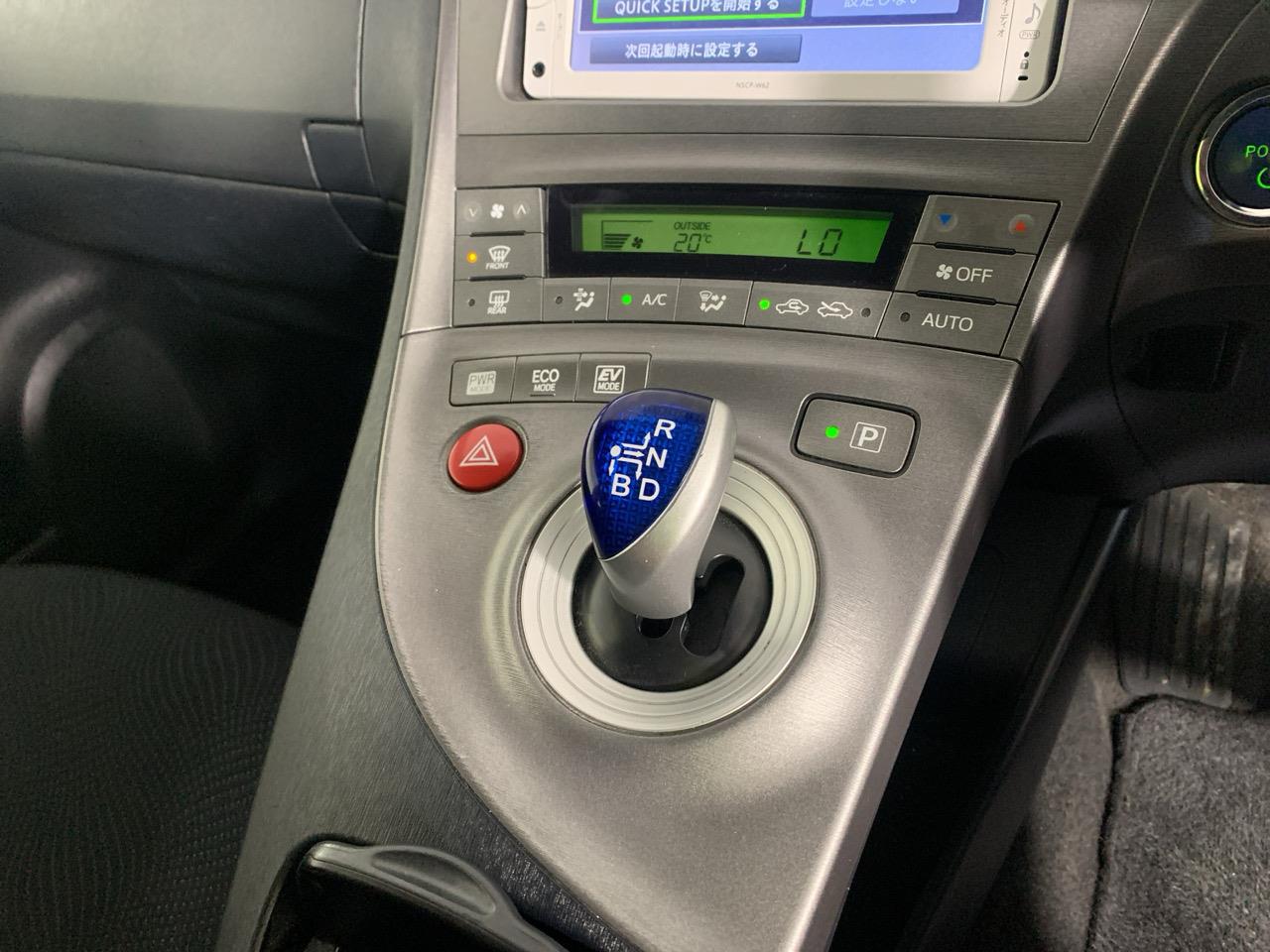 2013 Toyota Prius S Hatchback PUSH BUTTON START + AUTO LIGHTS + REVERSING CAMERA