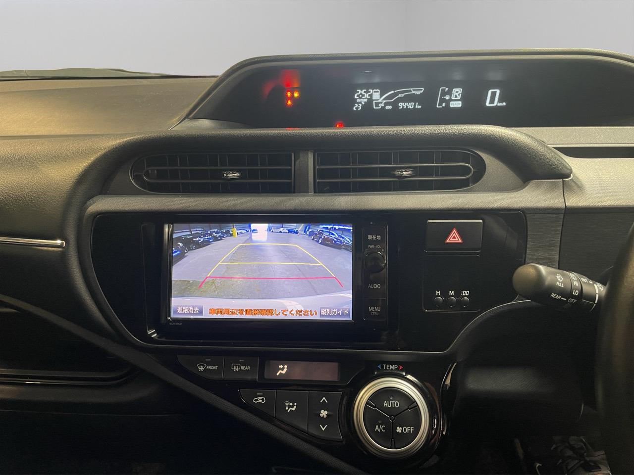 2015 Toyota Aqua X-URBAN Hatchback REVERSING CAMERA + SMART KEY + HEATED SEATS