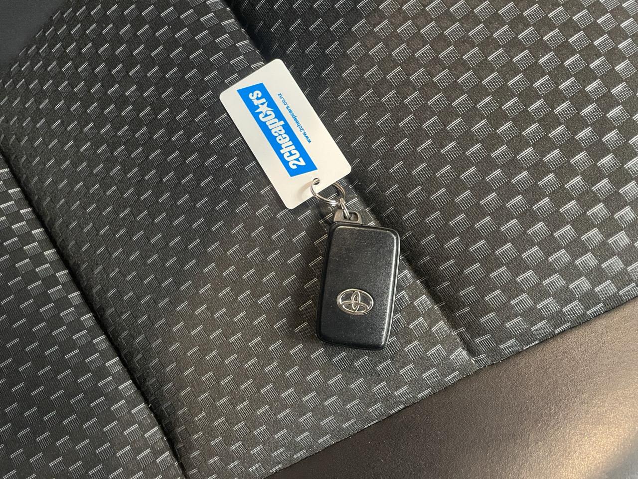 2015 Toyota Aqua X-URBAN Hatchback REVERSING CAMERA + SMART KEY + HEATED SEATS