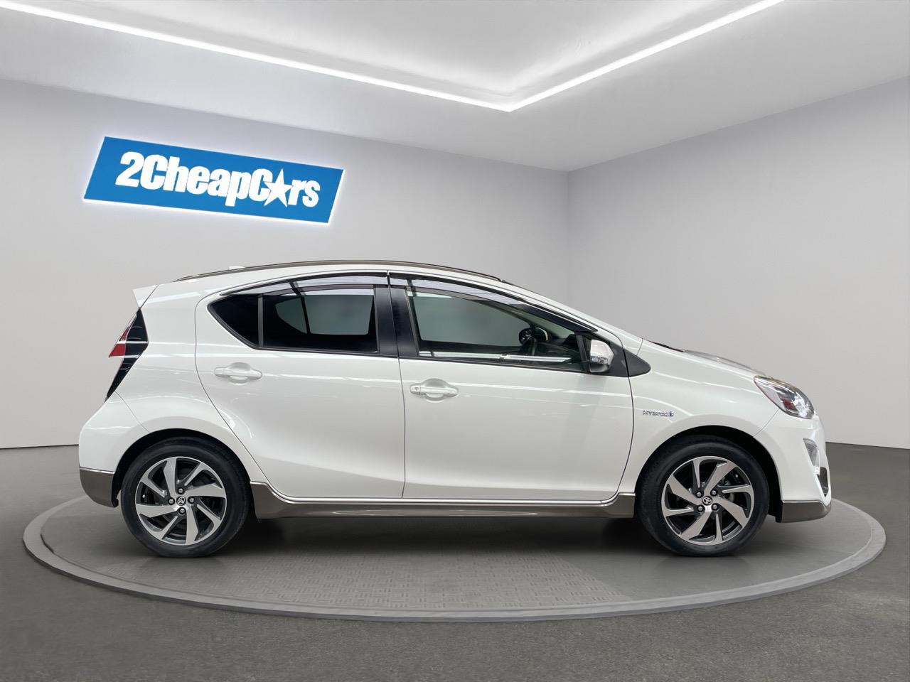 2015 Toyota Aqua X-URBAN Hatchback REVERSING CAMERA + SMART KEY + HEATED SEATS